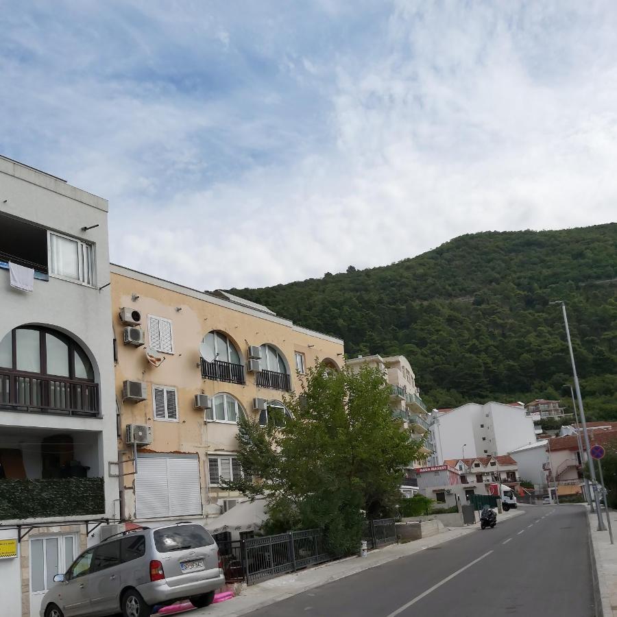 Suncani Apartman 1-Vila Amfora بودفا المظهر الخارجي الصورة