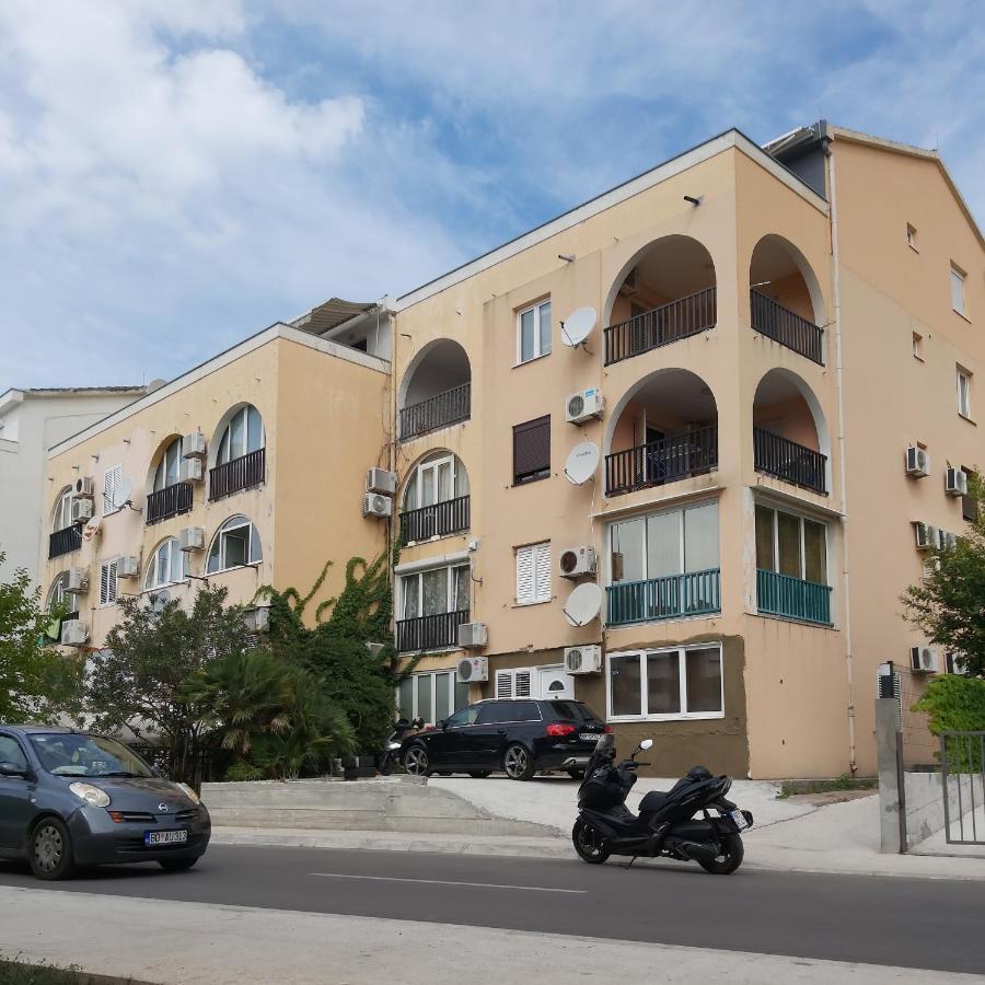 Suncani Apartman 1-Vila Amfora بودفا المظهر الخارجي الصورة